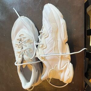 Women's Lilac Addidas Sneakers -